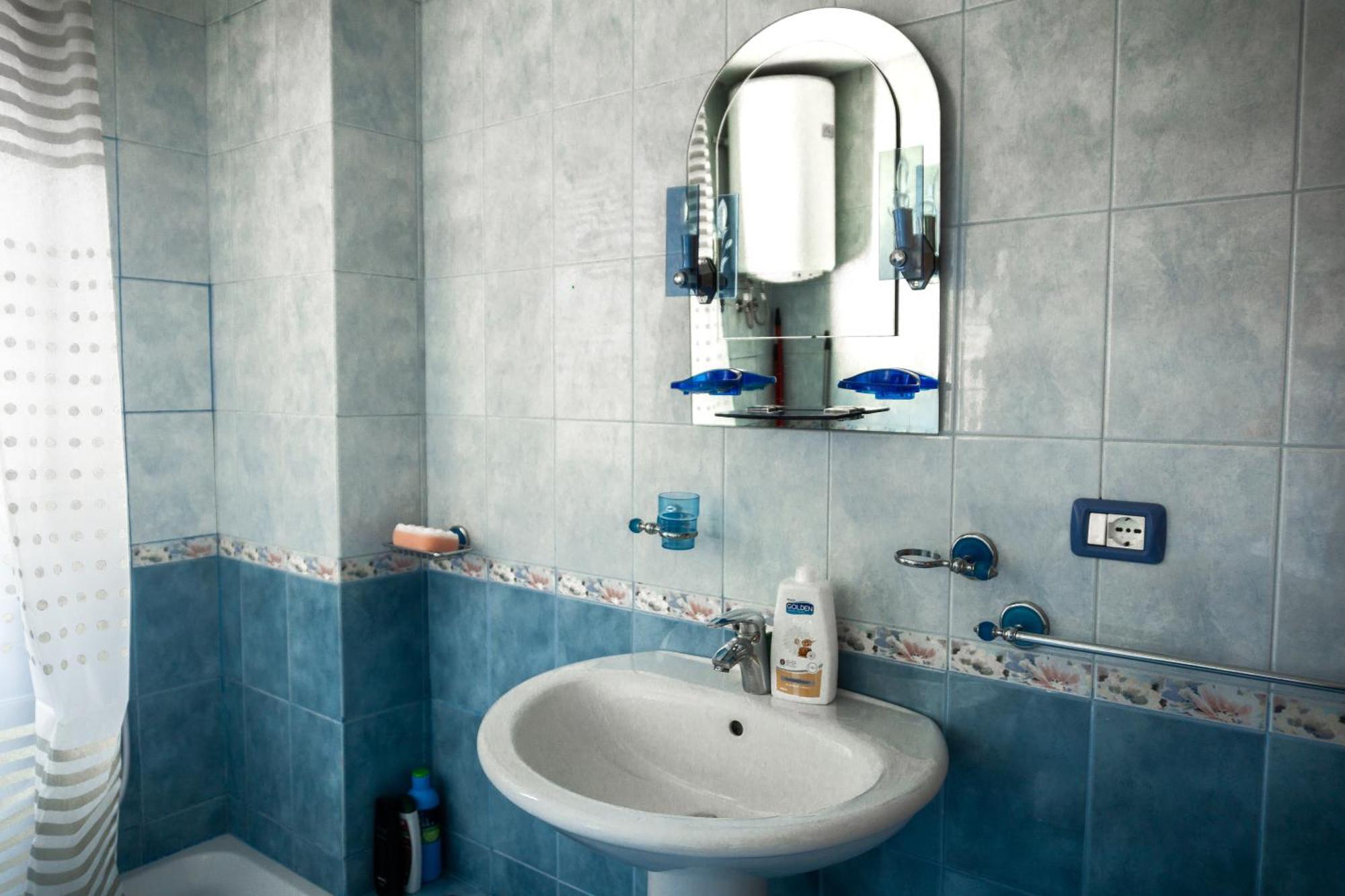 Center Two Private Bedrooms Near Scanderbeg Square On Shared * Tirana